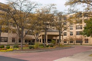 Image of Brookdale Lisle facility - exterior