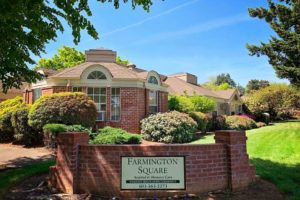 Image of Farmington Square - Salem - exterior