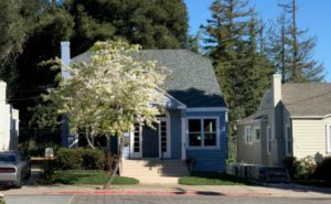 Image of Pacifica Senior Living Oakland Heights - exterior