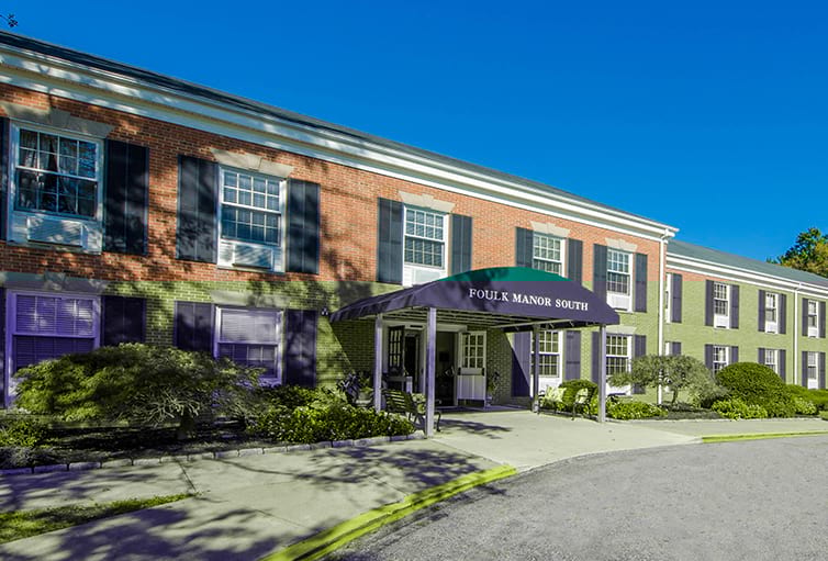 Foulk Manor South