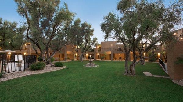 Scottsdale Village Square