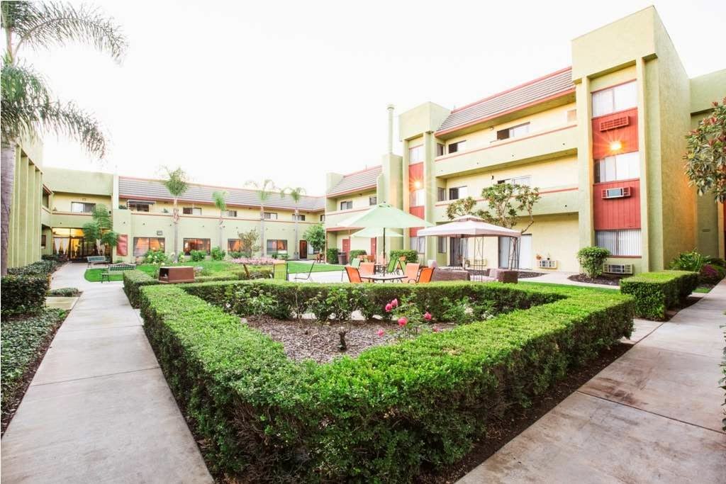 Vista del Mar Senior Living