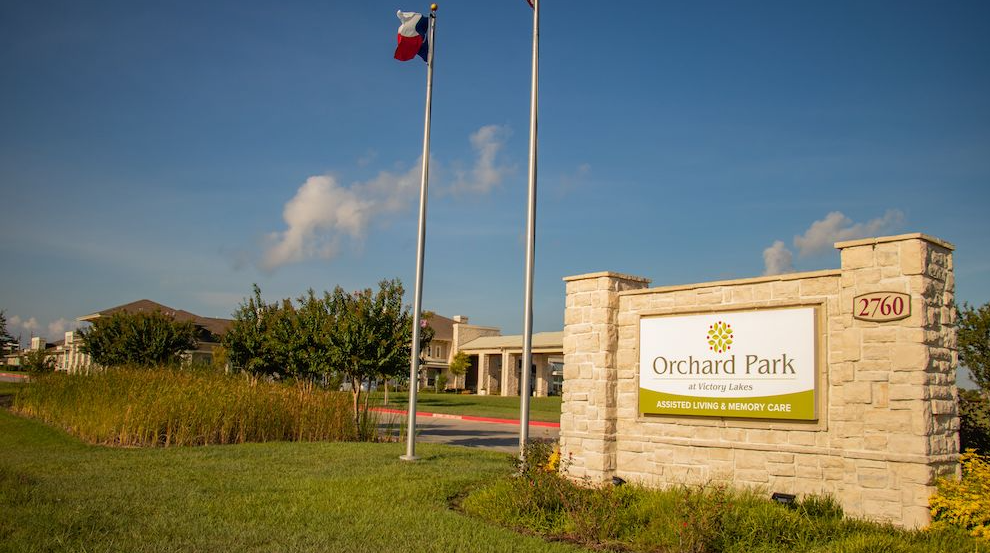 Orchard Park of Victory Lakes